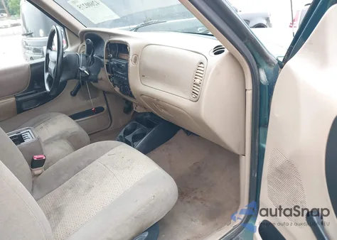 1999 Mazda B3000 Se/Tl из США, поврежденный, VIN 4F4YR16V3XTM27240